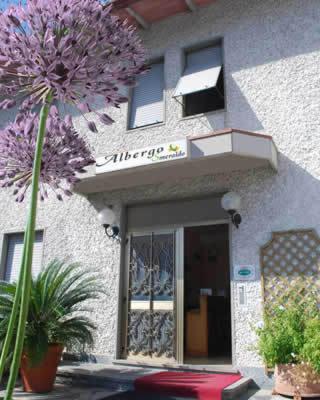 Albergo Smeraldo Castelnuovo Magra Bagian luar foto